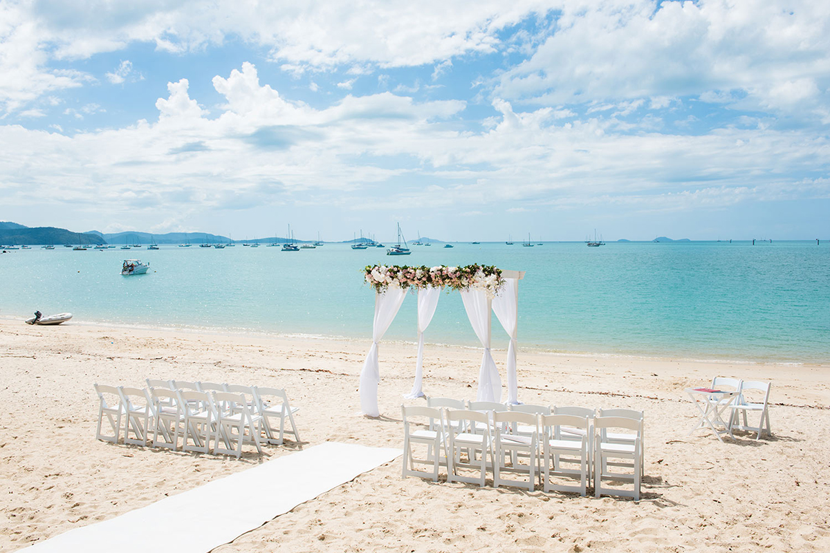 beach wedding whitsundays